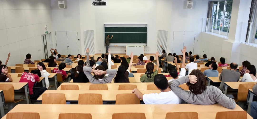 studenti presentazione PowerPoint 