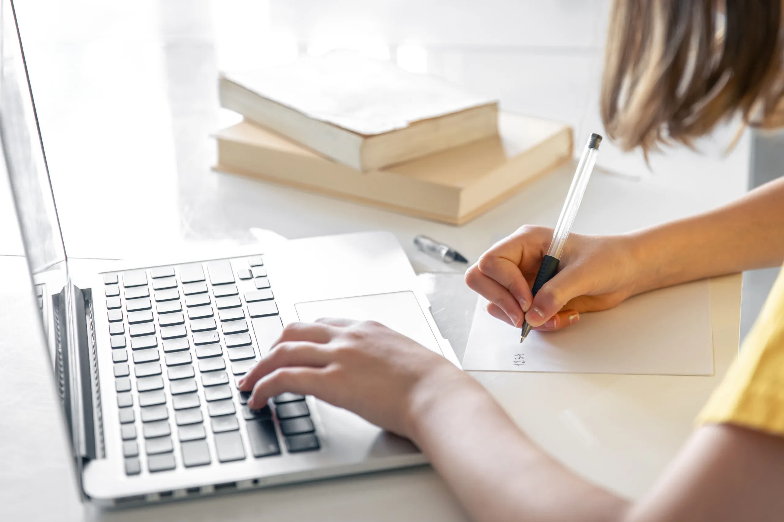 scrittura tesi